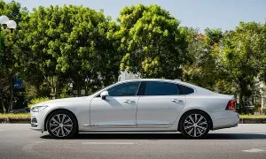 Volvo ưu đãi 348 triệu đồng cho sedan S90 LWB