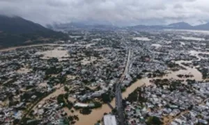 Bộ Chính trị giao 4 địa phương chi viện các tỉnh thiệt hại nặng